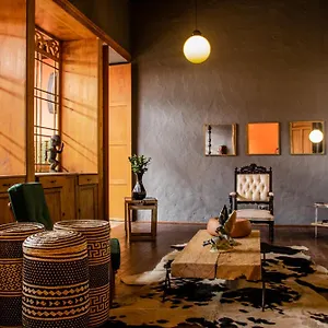 Dios Hotel